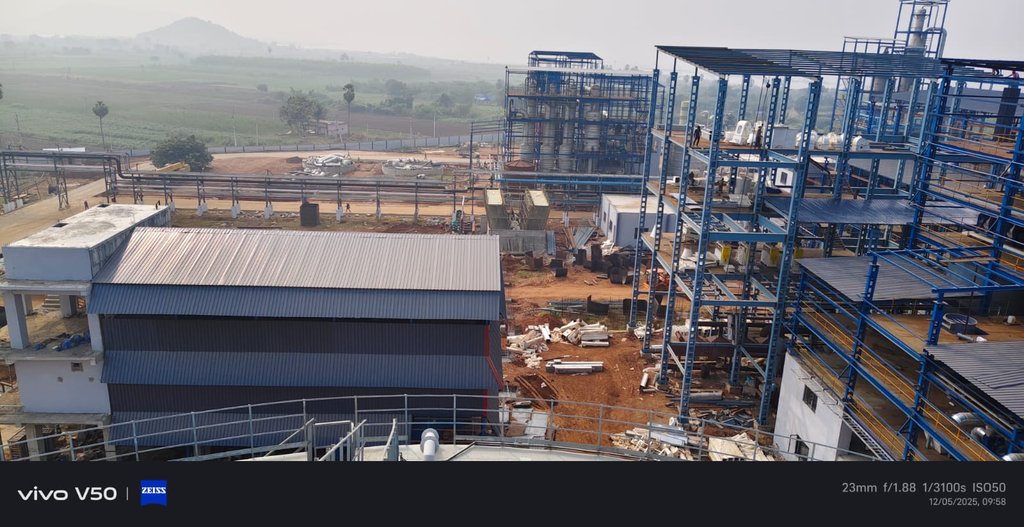 Distillation columns and structural steel erection in progress